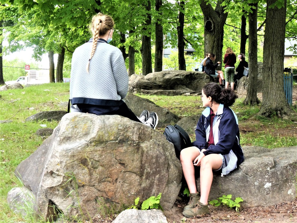 adolescent.e.s, école secondaire, polyvalente, études, littérature, littérature jeunesse, ateliers, écriture, lecture. roman